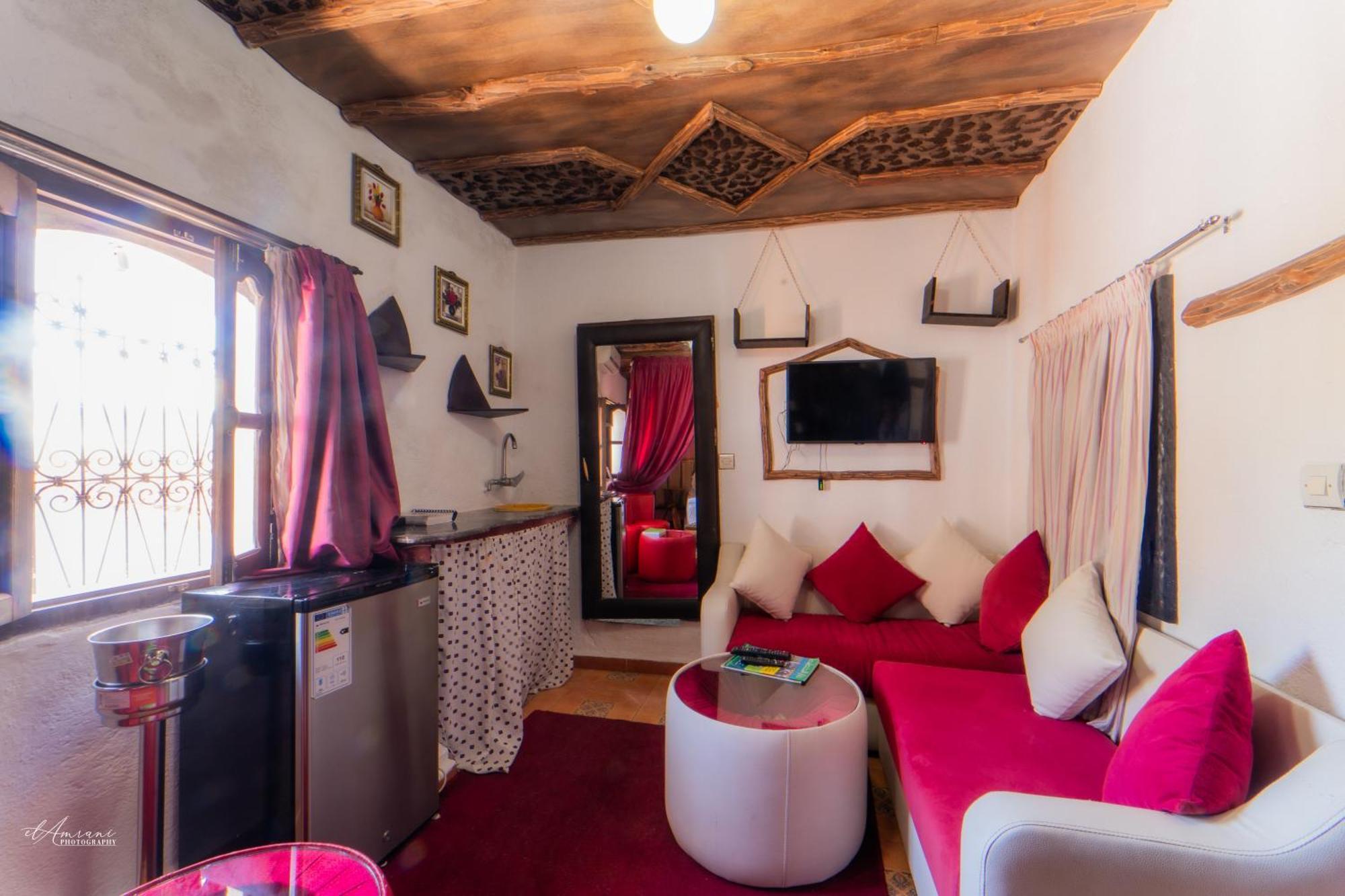 Antek Riad 3*