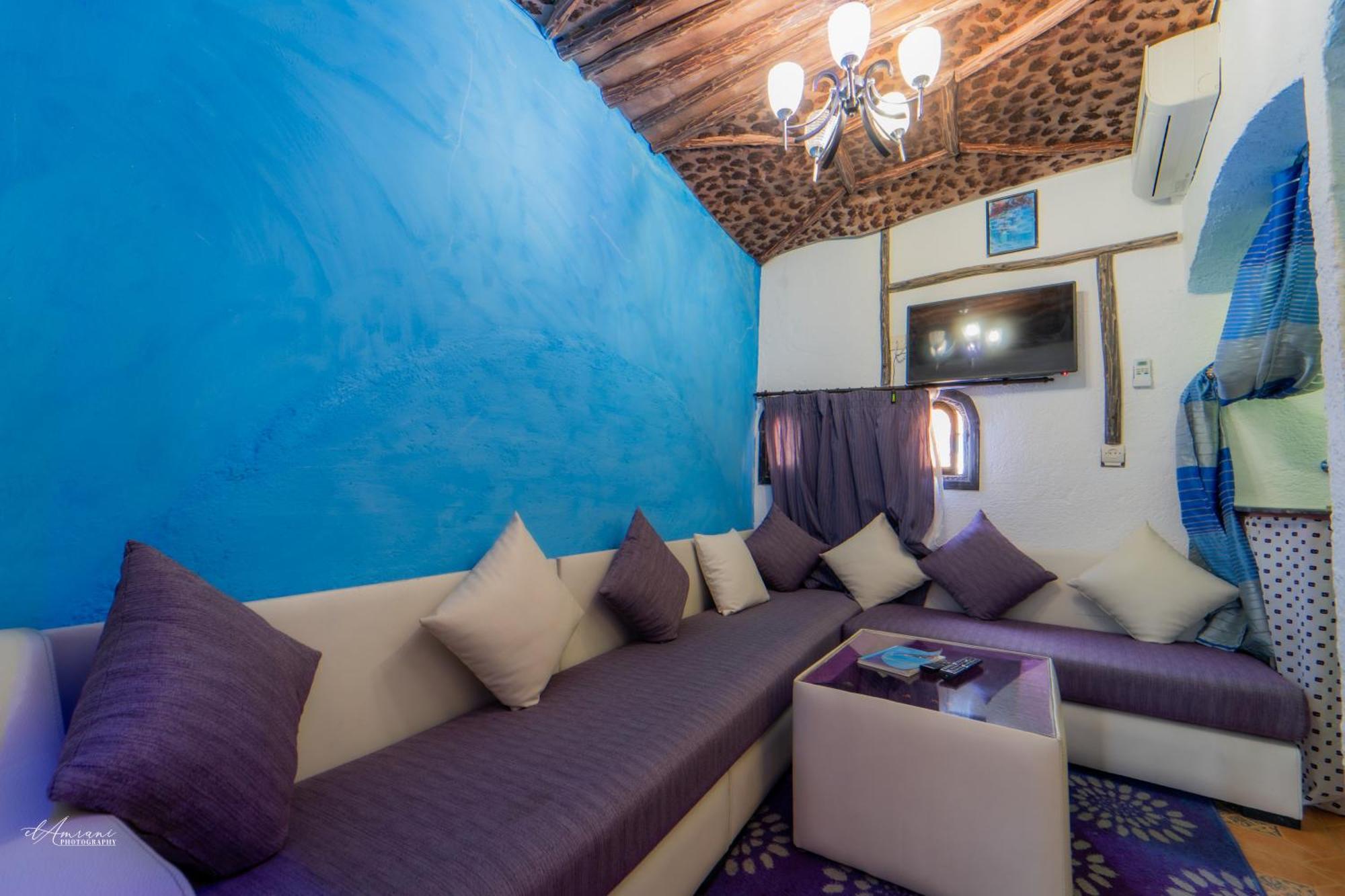Antek Riad