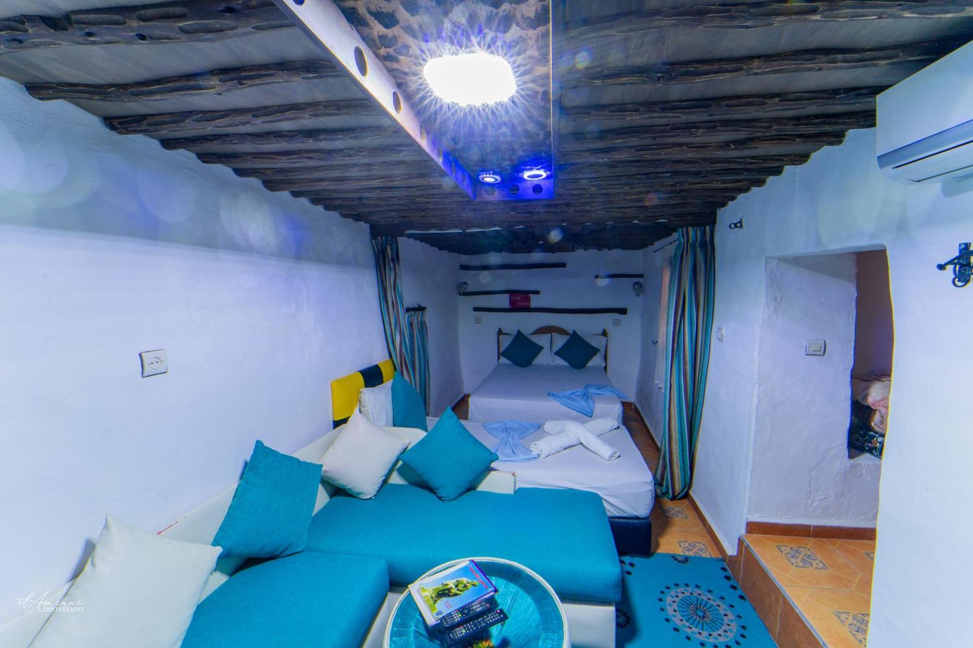 Riad Antek 3*