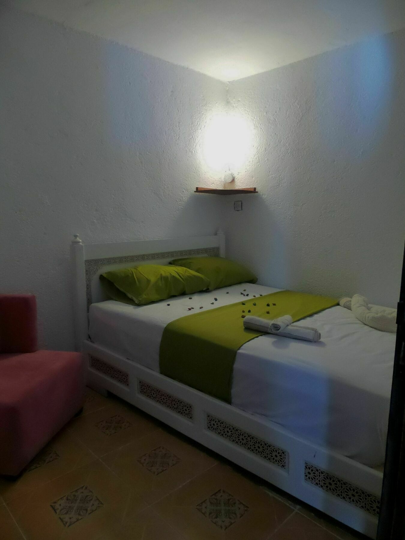 Antek Riad Xauen